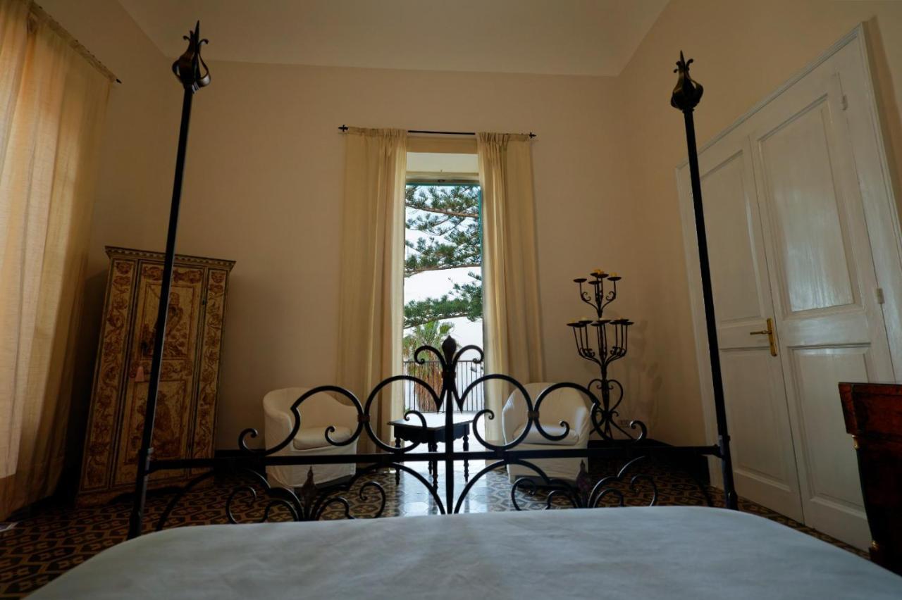 Maison Canopee Mesyna Zewnętrze zdjęcie